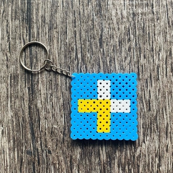 Tomorrow X together logo Korean Pop keychain - Picture 1 of 2